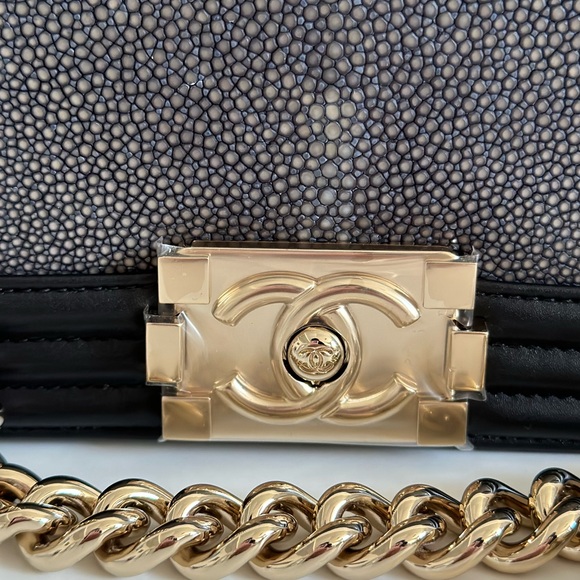 Chanel - Small Boy Bag - Stingray - Picture 2 of 8